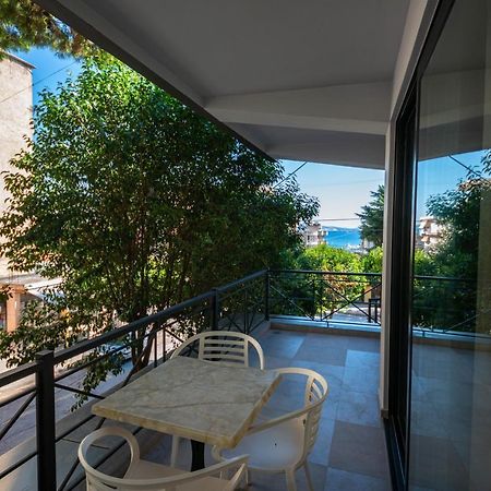 Hotel Lili-1 Sarandë Esterno foto