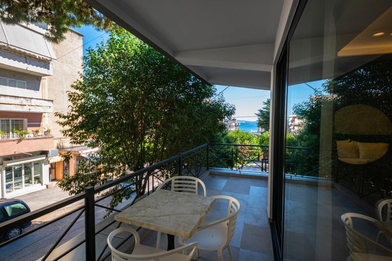 Hotel Lili-1 Sarandë Esterno foto