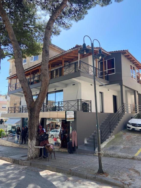 Hotel Lili-1 Sarandë Esterno foto